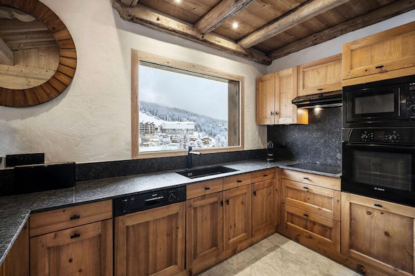 Luxe ski-in/ski-out appartement in Courchevel 1850 voor 6 personen - thumbnail 4
