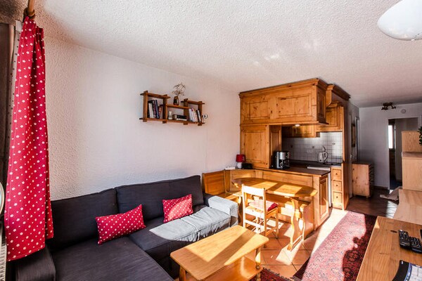 Ski-in/ski-out appartement met balkon op het zuiden in Val d'Isère La Daille - thumbnail 6