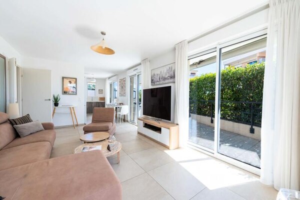 Résidence 4p: Dakappartement met jacuzzi in Cannes, 6 pers., 95m² - thumbnail 1