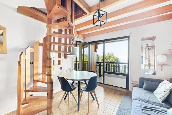Authentiek appartement op 40m² aan de piste in Les Carroz - thumbnail 1