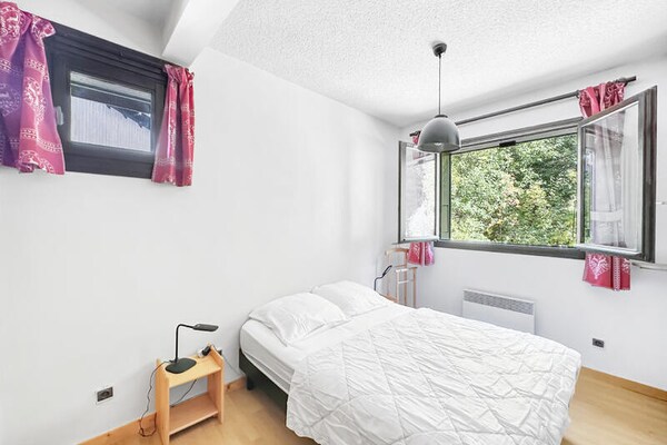 Authentiek appartement op 40m² aan de piste in Les Carroz - thumbnail 3