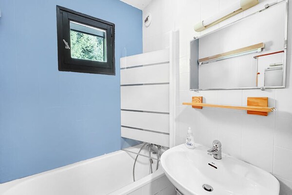 Authentiek appartement op 40m² aan de piste in Les Carroz - thumbnail 5