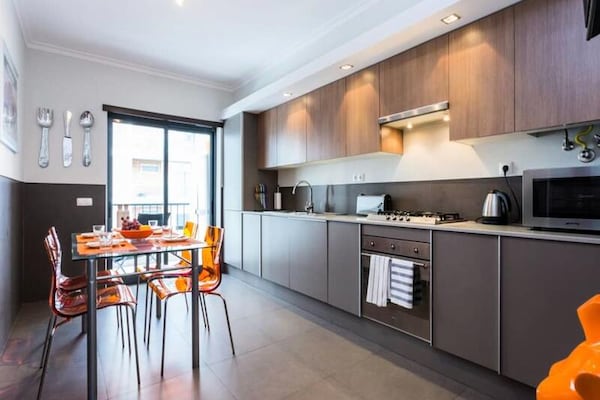 Lagos Marina Apartment - thumbnail 3