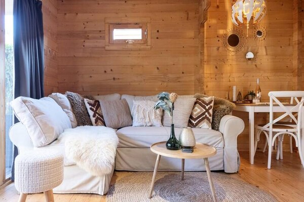 Sfeervolle houten lodge in Zandvoort, 250m van het strand - thumbnail 6