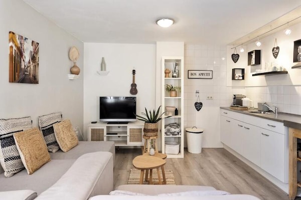 Tiny House in Monumentaal Pand op 5 Minuten van Zandvoort Strand - thumbnail 5