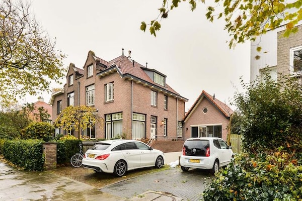 Luxury Garden View Apartment: modern strandappartement met eigen tuin in Zandvoort - thumbnail 5