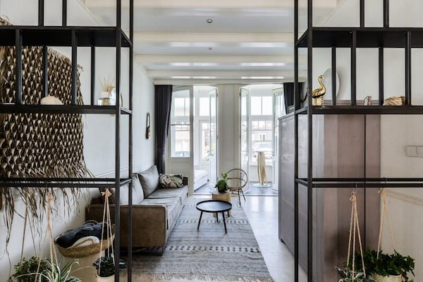 Lichte loft in hartje Zandvoort, 250m van strand en station - thumbnail 2