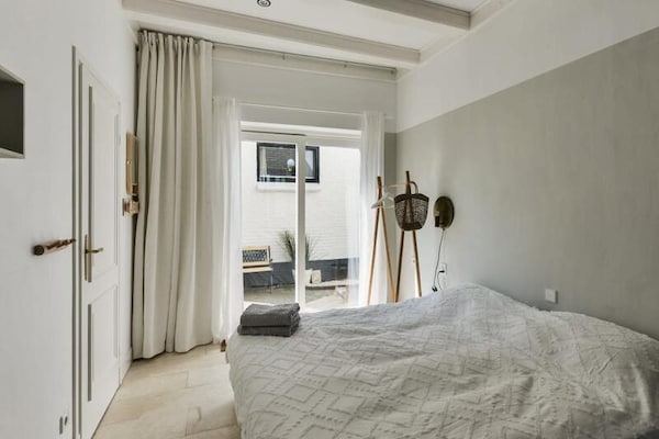Lichte loft in hartje Zandvoort, 250m van strand en station - thumbnail 4