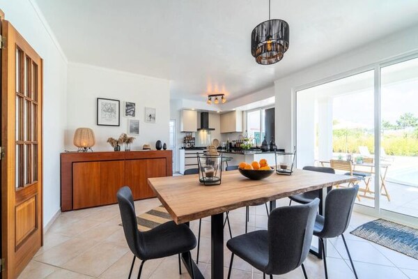 Panoramisch appartement met privézwembad en zeezicht in Aljezur - thumbnail 6