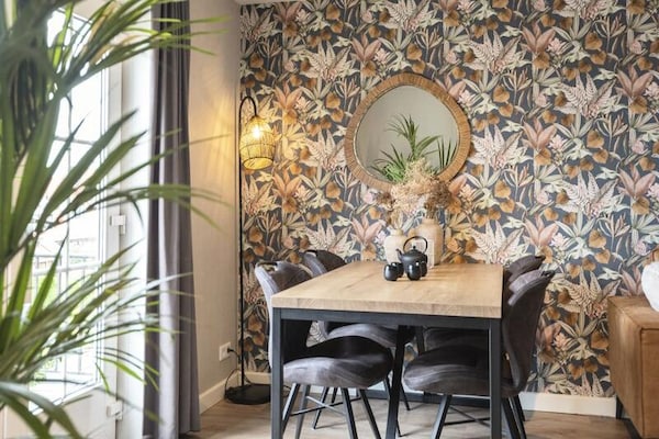The Beach & Town Suite: stijlvol appartement op 150 meter van het strand - thumbnail 1