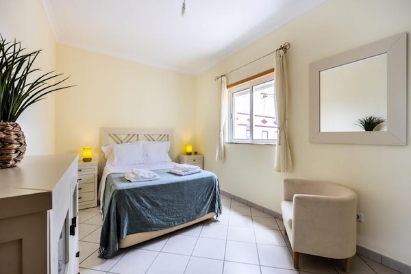 Appartement aan de Algarve kust met balkon, vlakbij strand Altura - thumbnail 5