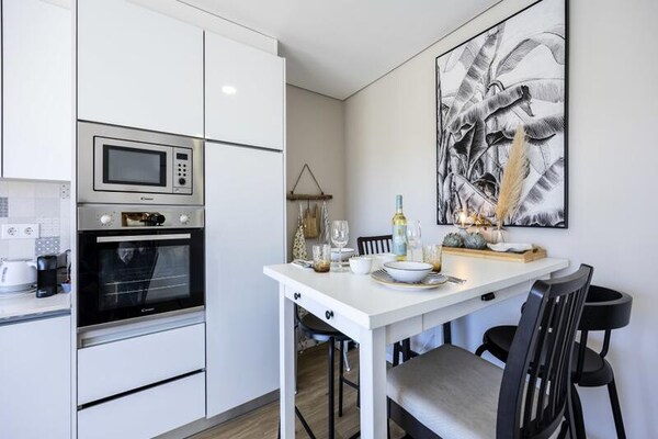 Modern appartement in Burgau met zwembad, op 200 meter van het strand - thumbnail 5