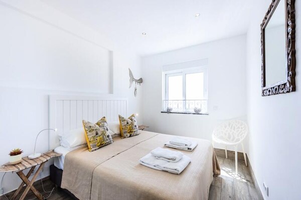 Appartement aan zee in Armação de Pêra met panoramisch oceaanzicht - thumbnail 5