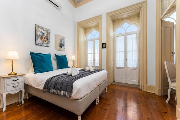 Historisch appartement in Olhão met panoramisch dakterras en uitzicht op zee - thumbnail 4