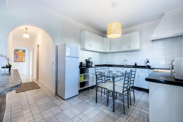 Ruim appartement in Aljezur voor 7 personen in Vale da Telha - thumbnail 4