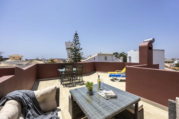 Appartement met dakterras en zeezicht in Portimão - thumbnail 5