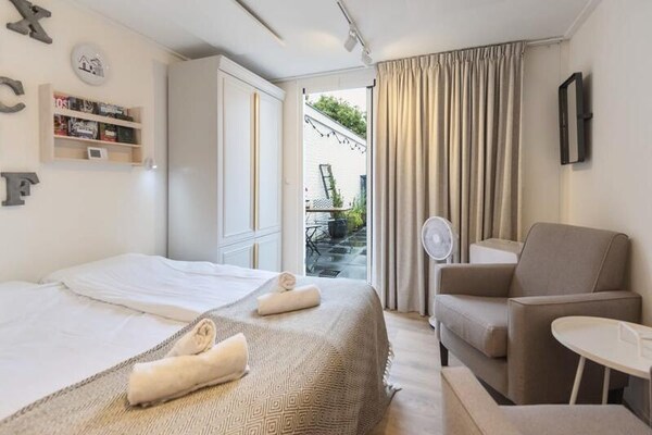Stijlvol studio-appartement in hartje Zandvoort, 250m van het strand - thumbnail 6