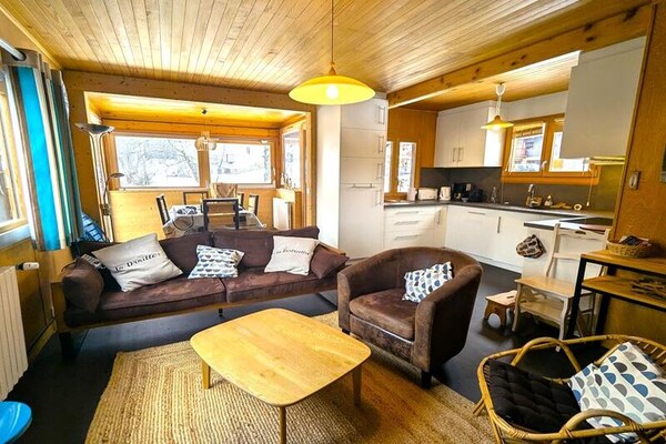 Chalet Puydus: Ruim chalet voor 8 in Puy-Saint-Vincent 1400, vlakbij de piste - thumbnail 1
