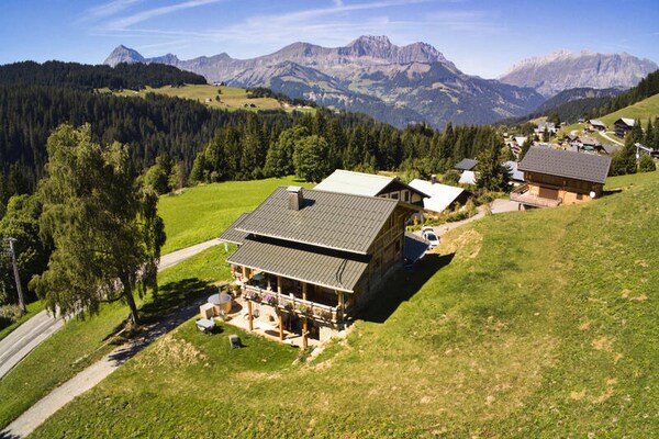 Chalet La Chalee: Ski-in/ski-out in Espace Diamant met uitzicht op Mont Blanc - thumbnail 2