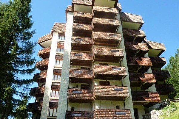 Knusse studio voor 4 personen met balkon en directe piste-toegang in Les Orres - thumbnail 3