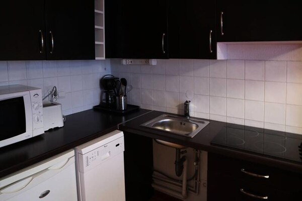 Knus appartement op de piste in Les Orres 1800 met zwembad en sauna - thumbnail 6