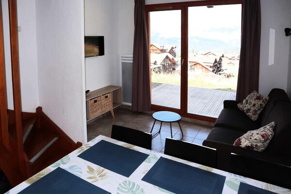 Duplex appartement op de piste in Les Orres 1800 met zwembad en sauna - thumbnail 3