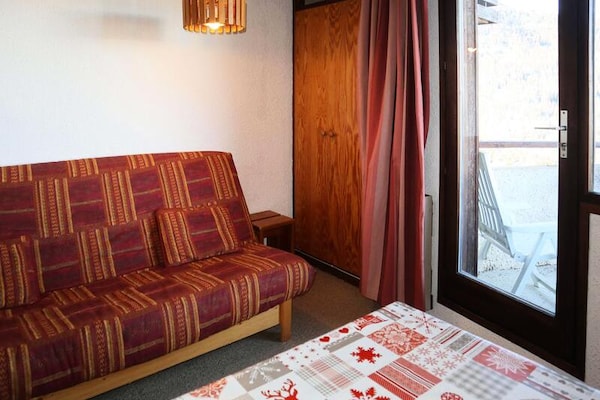Knusse studio op de piste in Les Orres 1650 met balkon op het westen - thumbnail 4