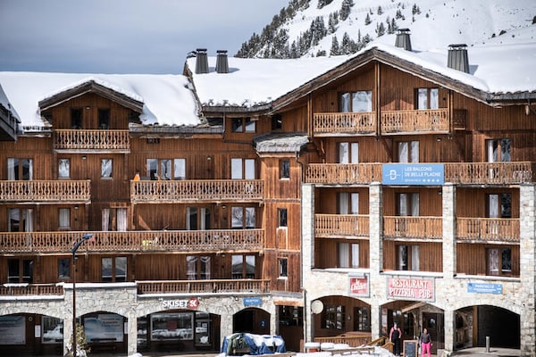 Alpine luxe voor 6 in Belle Plagne, direct aan de piste - thumbnail 1