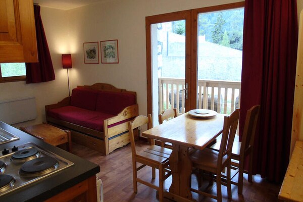 Knus appartement op de begane grond met uitzicht, vlakbij de piste in Valfréjus - thumbnail 1