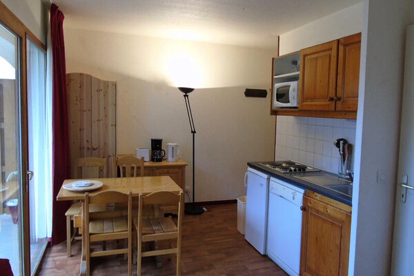Knus appartement op de begane grond met uitzicht, vlakbij de piste in Valfréjus - thumbnail 2