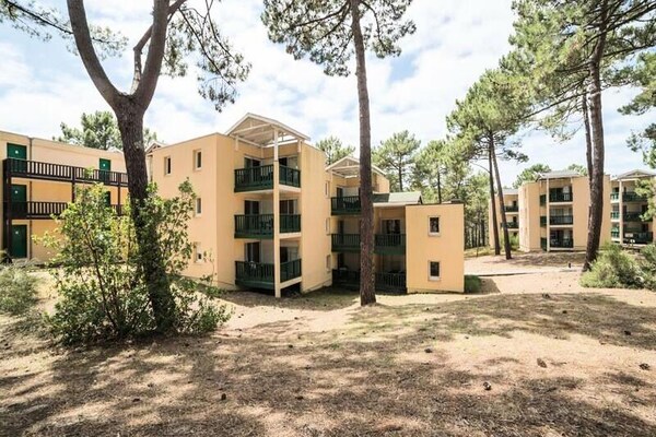 Knus appartement voor 5 in het dennenbos van Carcan-Maubuisson - thumbnail 2