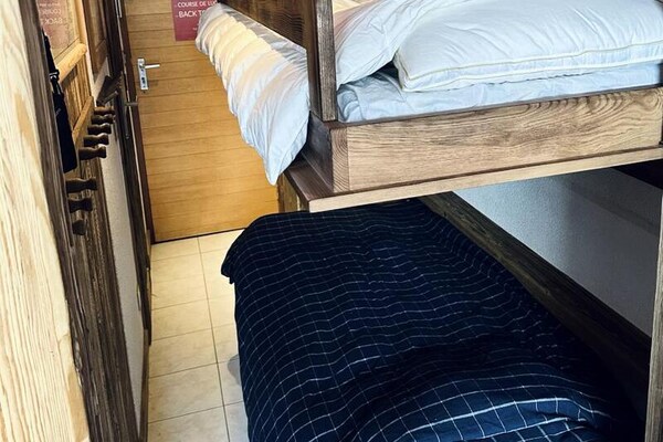 Compact studio-appartement op 3 minuten van de piste in Val d'Isère - thumbnail 6