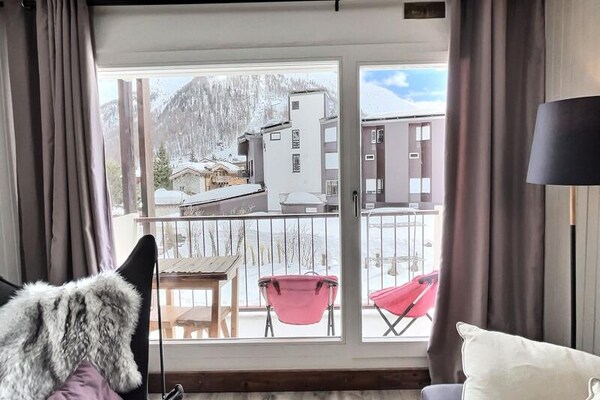 Zonnig 2-kamerappartement op 300m van de piste in Val d'Isère - thumbnail 5