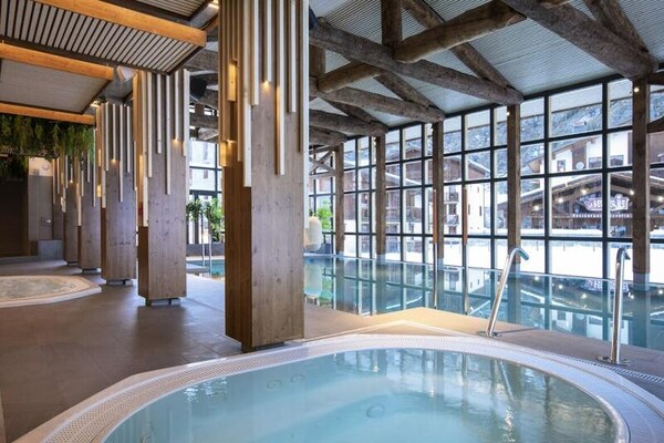 Luxe 10-persoons appartement met wellness & uitzicht op de Alpen - thumbnail 3