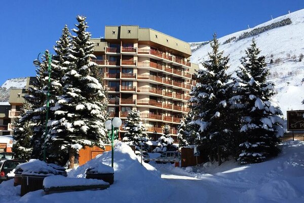 Duplexappartement op de piste in Venosc met balkon en gletsjerzicht - thumbnail 1