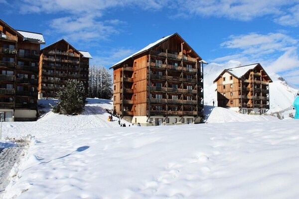 Authentiek chalet-appartement voor 6 personen bij de pistes in Le Dévoluy - thumbnail 4
