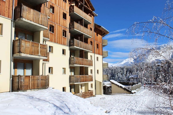 Ruim appartement op 50m van de piste met uitzicht op Pic de Bure - thumbnail 2