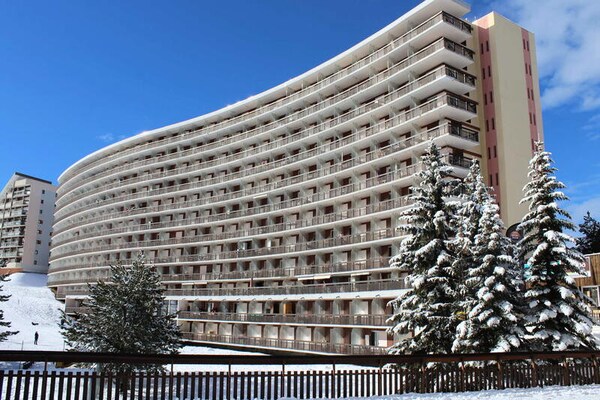 Appartement aan de piste in Superdévoluy met panoramisch uitzicht op de Pic de Bure - thumbnail 1