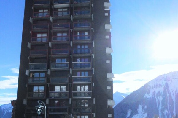 Studio aan de piste in Villarembert met uitzicht op de Alpen - thumbnail 1