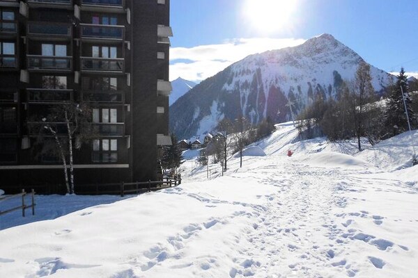 Studio aan de piste in Villarembert met uitzicht op de Alpen - thumbnail 3