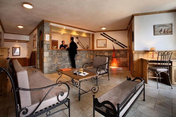 Chalet des Neiges: 6-persoons appartement direct aan de piste in Val Thorens - thumbnail 4