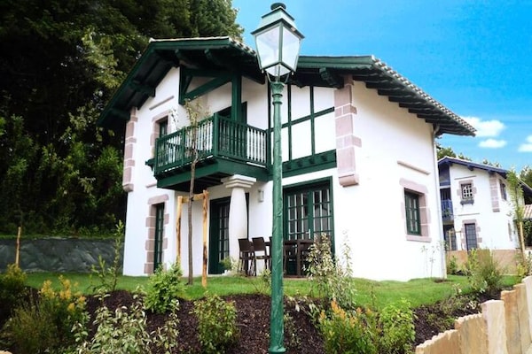 Luxe Baskische villa voor 8 personen met verwarmd zwembad in Urrugne - thumbnail 5