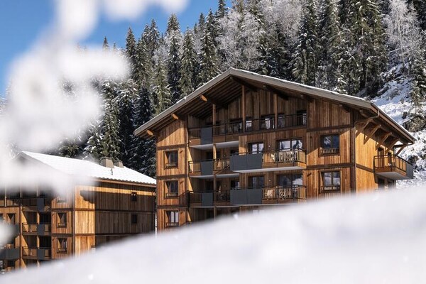 Ruim appartement voor 6 personen in Les Contamines-Montjoie met zwembad en spa - thumbnail 2