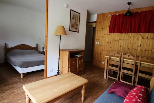 Knus appartement op de piste in Puy Saint Vincent 1800 voor 6 personen - thumbnail 3