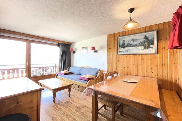 Knus appartement direct aan de piste in Puy Saint Vincent 1800 - thumbnail 3