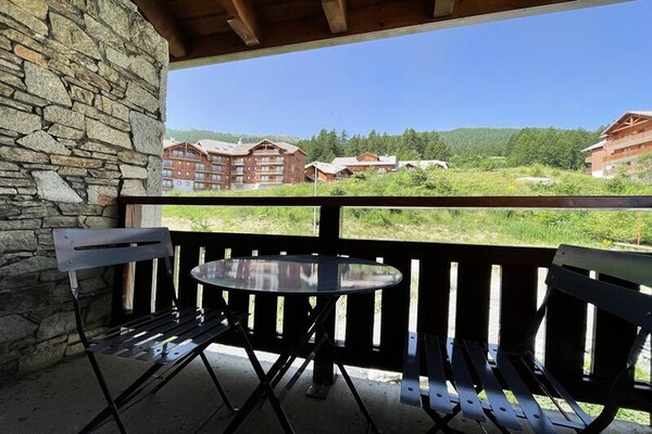Appartement 6p op de piste met balkon en zwembad in Puy Saint Vincent - thumbnail 1