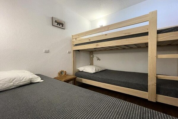 Appartement aan de piste in Puy Saint Vincent 1800 voor 6 personen - thumbnail 6