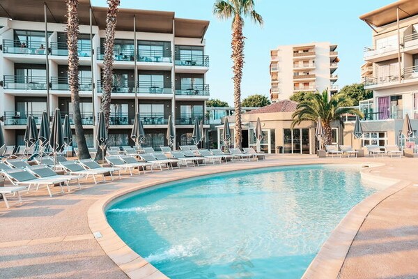 Appartement met zeezicht en thalasso-spa in Antibes - thumbnail 4