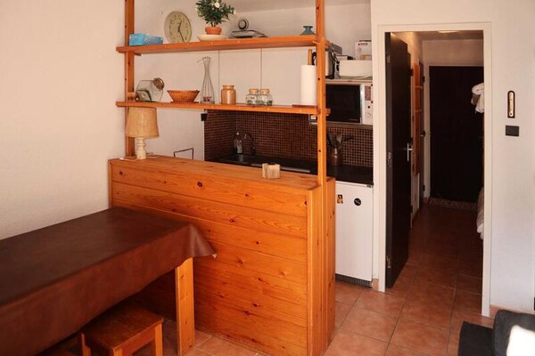 Knus studio-appartement in Les Orres met directe skipiste-toegang - thumbnail 3