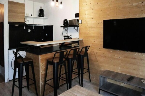 Zonnig studio-appartement op de 8e verdieping met panoramisch uitzicht en ski-in/ski-out in Les Orres - thumbnail 2